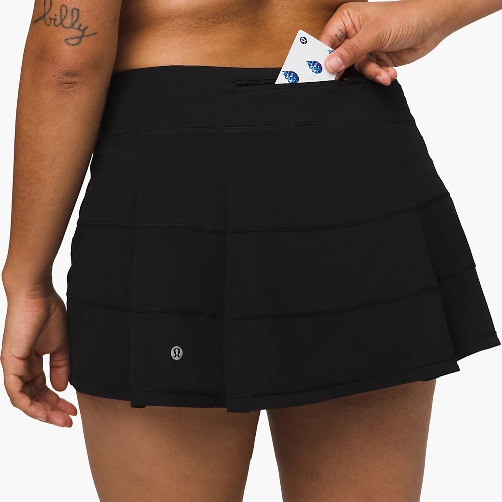 Lululemon black skirt, size 8 regular.